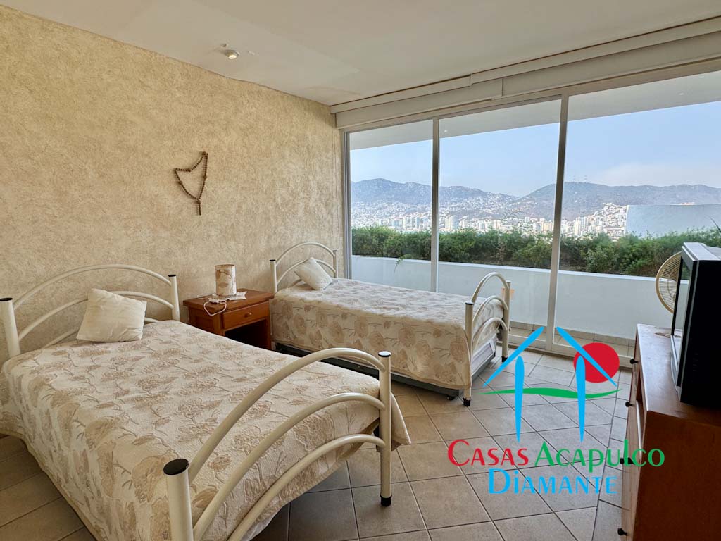 Brisas Diamante T7 199 - Recámara uno 1